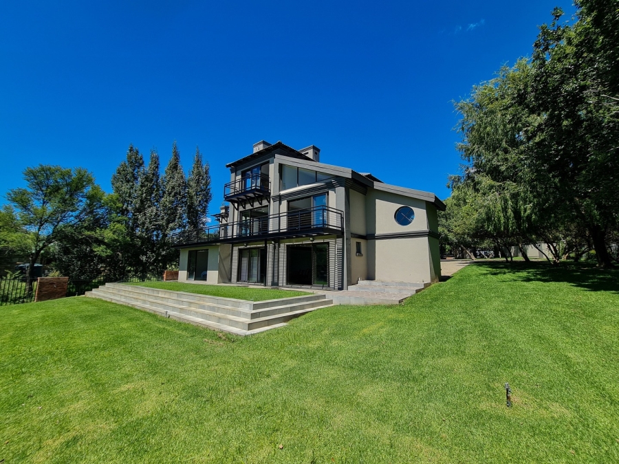 5 Bedroom Property for Sale in Maselspoort Free State